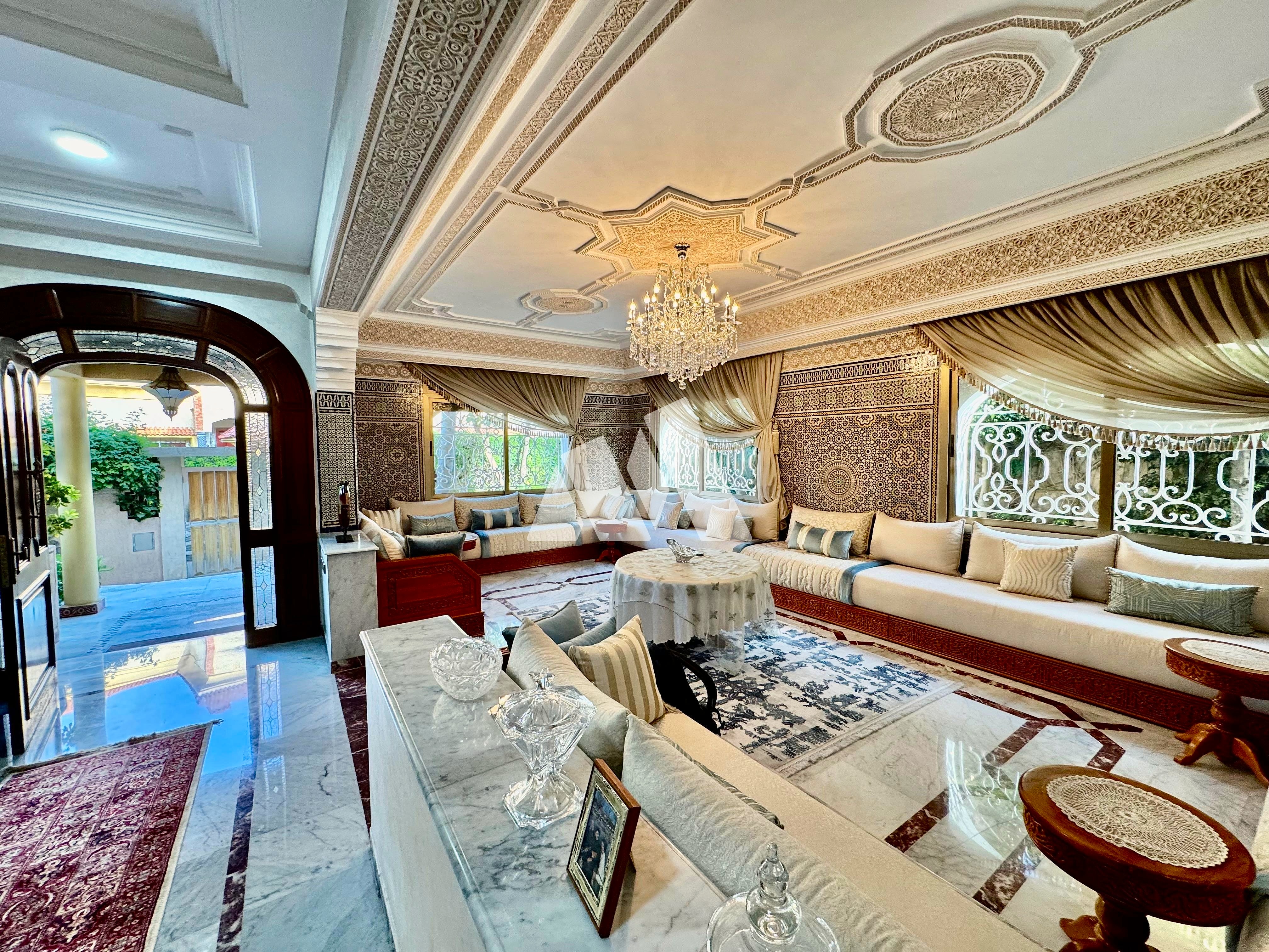 Villa 5 chambres avec jardin et terrasse à vendre à Mandarona Casablanca — 2