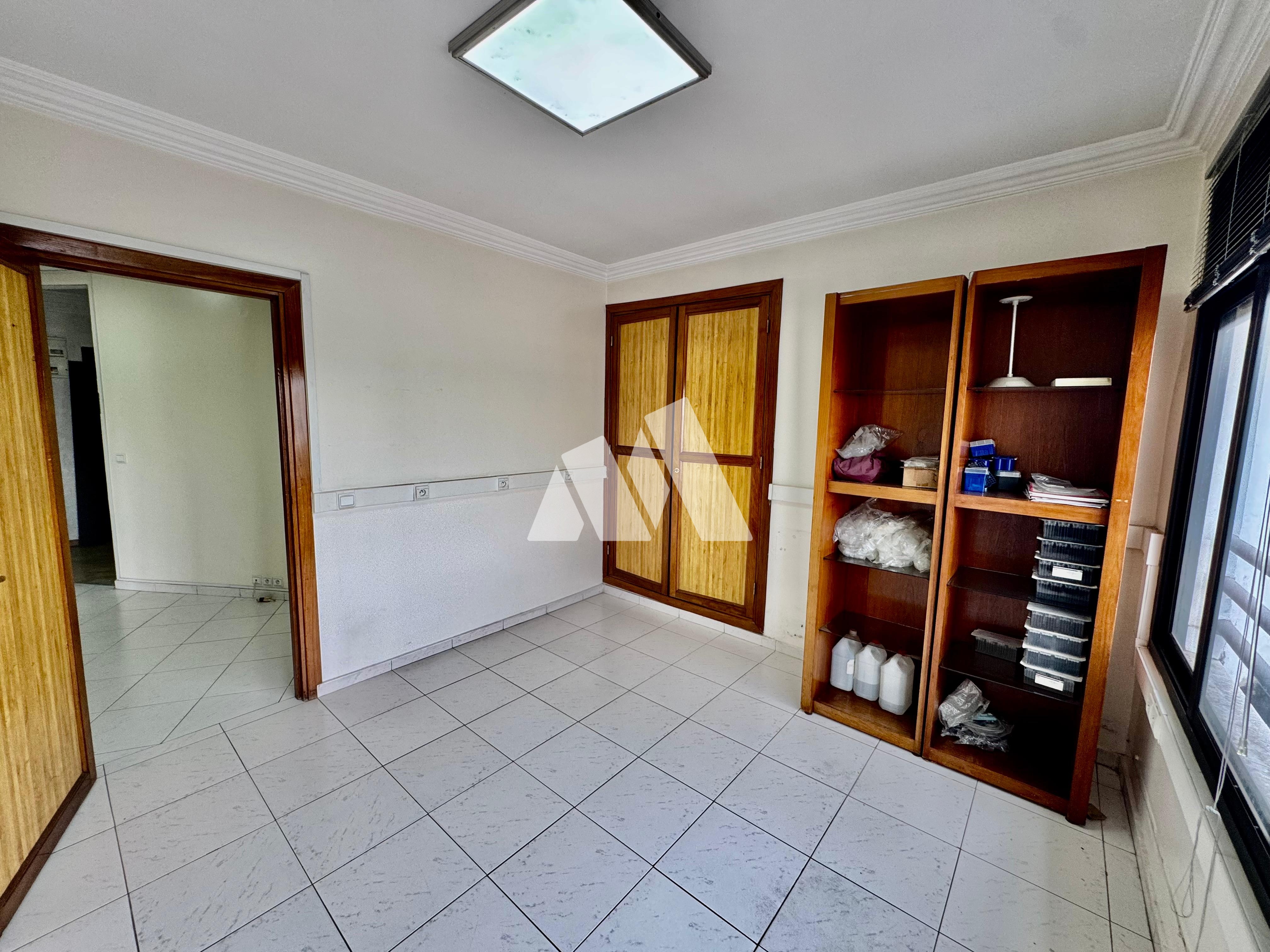 Bureau à vendre — Casablanca — 10