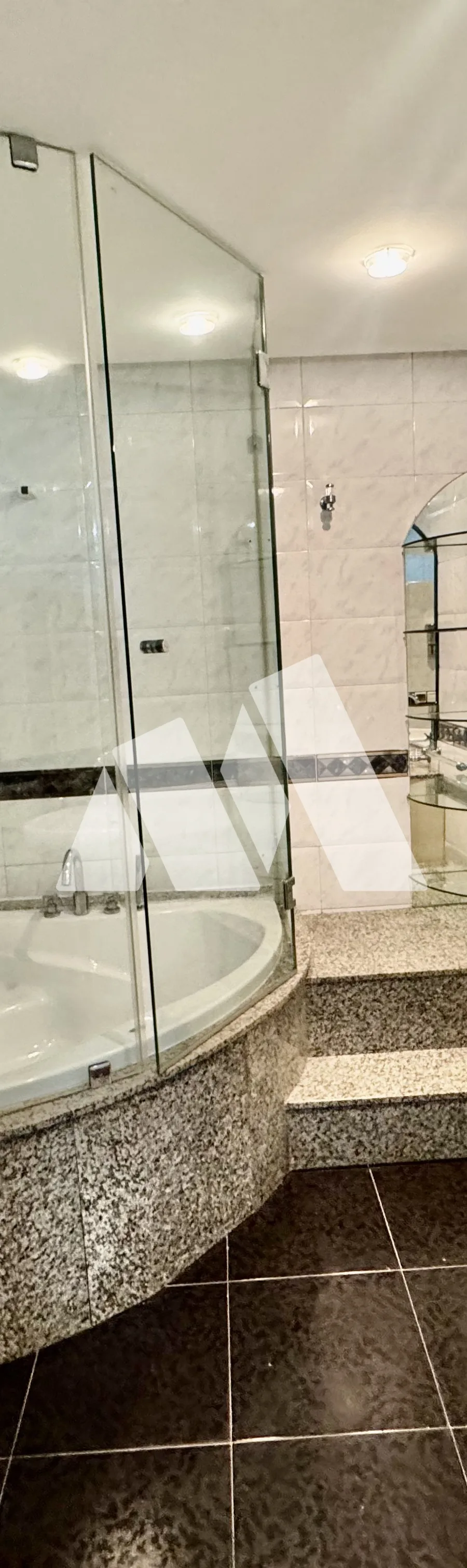 Appartement 3 chambres avec ascenseur à vendre à Racine, Casablanca — 11