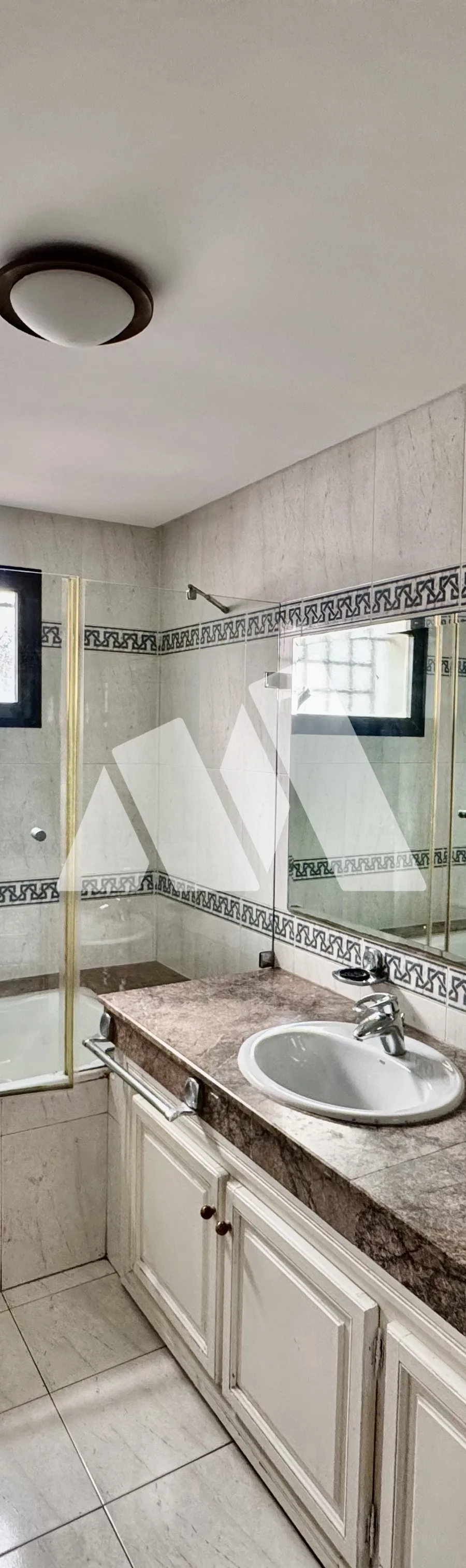 Appartement 3 chambres avec ascenseur à vendre à Racine, Casablanca — 15