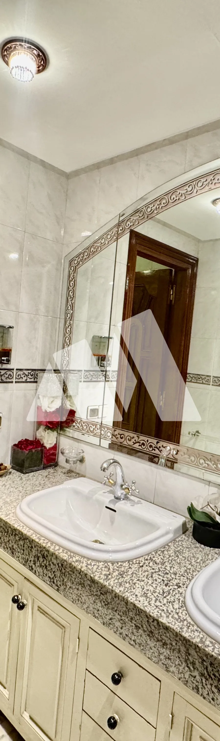 Appartement 3 chambres avec ascenseur à vendre à Racine, Casablanca — 17