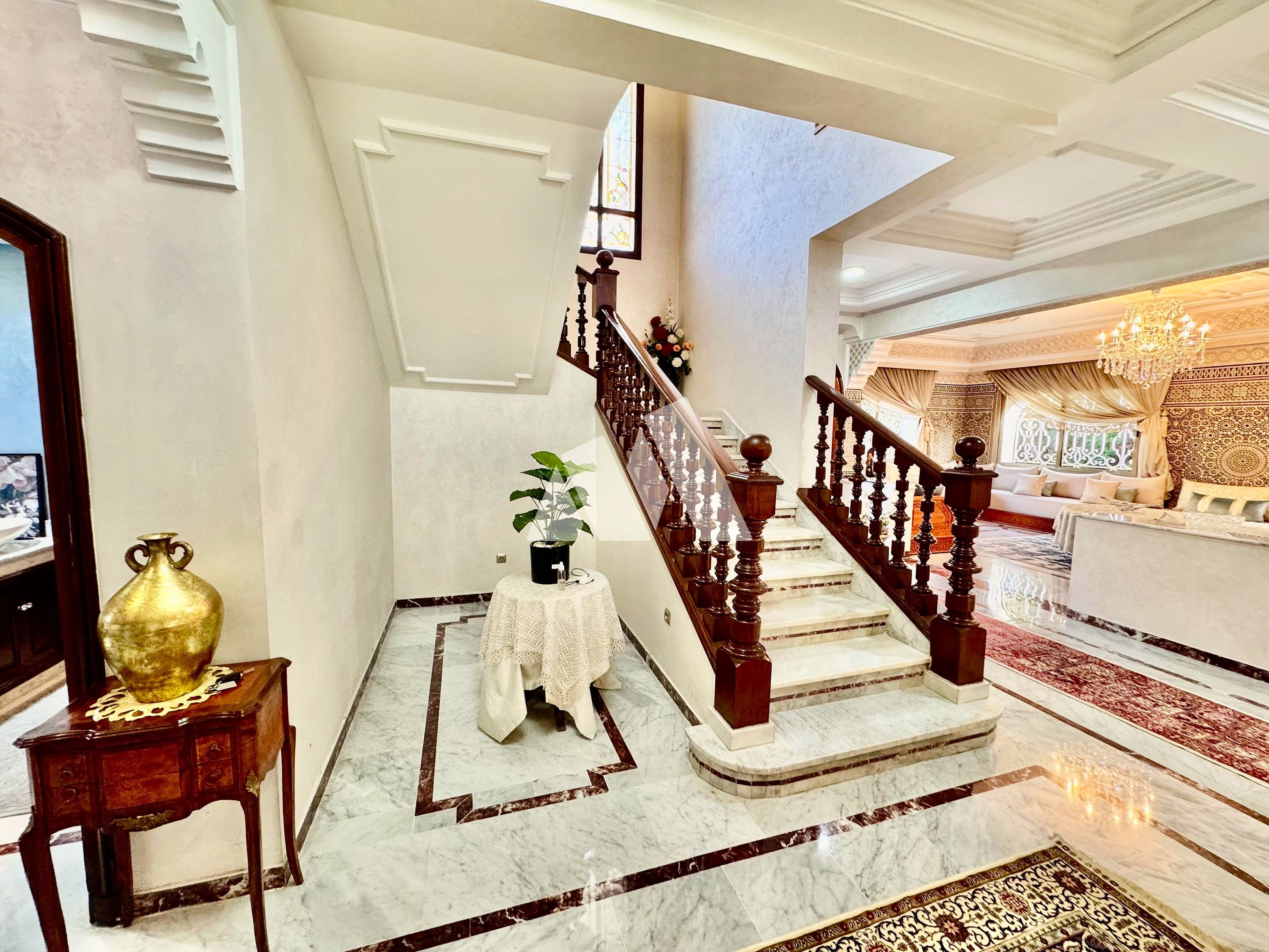 Villa met 5 slaapkamers, tuin en terras te koop in Mandarona Casablanca — 12