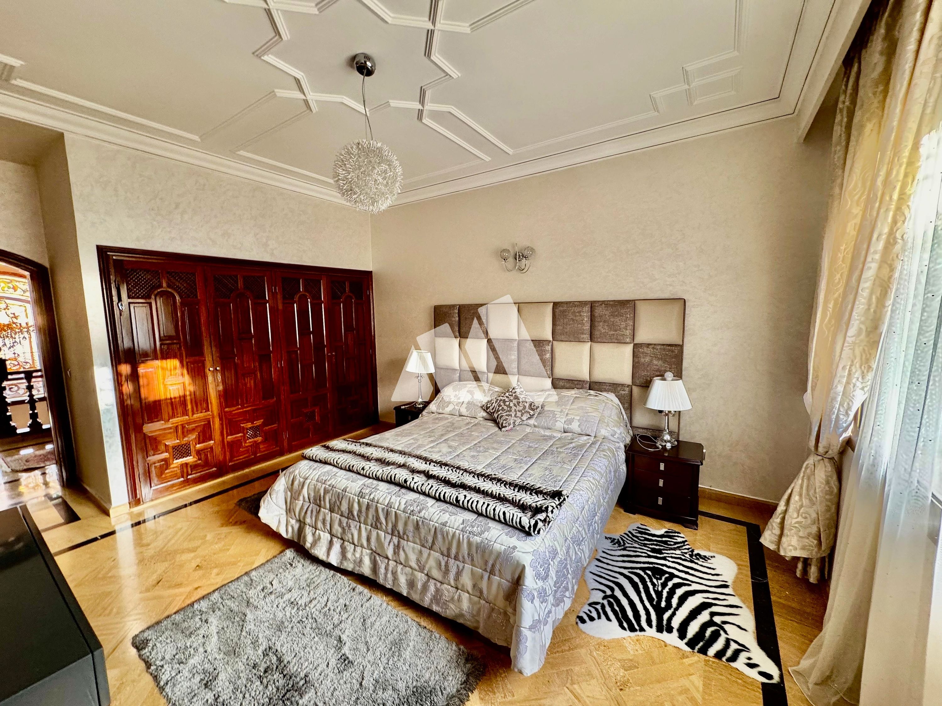 Villa met 5 slaapkamers, tuin en terras te koop in Mandarona Casablanca — 11