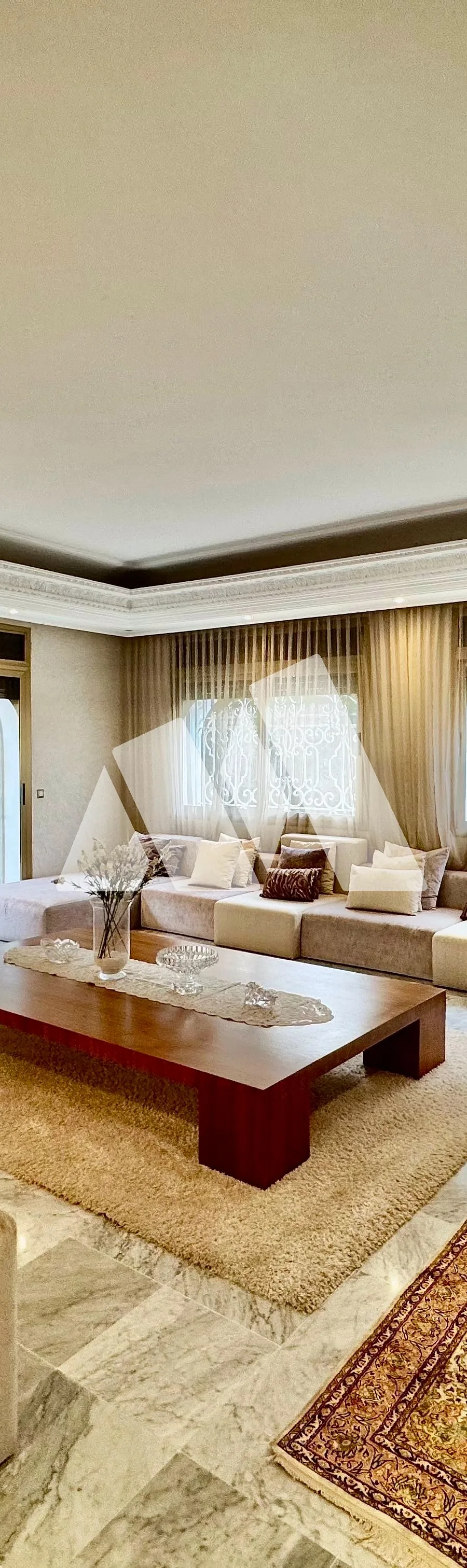 Villa 5 chambres avec jardin et terrasse à vendre à Mandarona Casablanca — 1